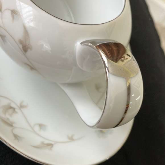 VINTAGE MIKASA 6137 GRAVY BOAT HANDLED WITH UNDER PLATE PLATINUM TRIM RARE ITEM - Picture 3 of 15